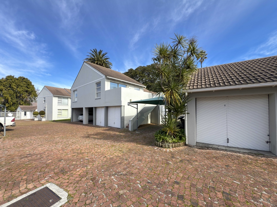 2 Bedroom Property for Sale in Plumstead Western Cape